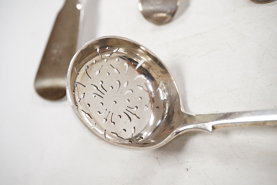 Two pairs of George III silver Old English pattern table spoons, Smith & Fearn, London, 1796 and Soloman Hougham, London, 1800, both approx. 22.2cm, together with a George III silver fiddle pattern basting spoon, Richard